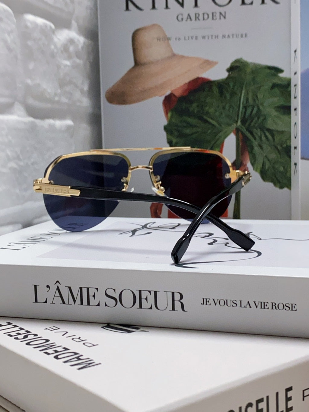 Louis Vuitton Metal Aviator Blue Lens Sunglasses for Men & Women - detail image 2