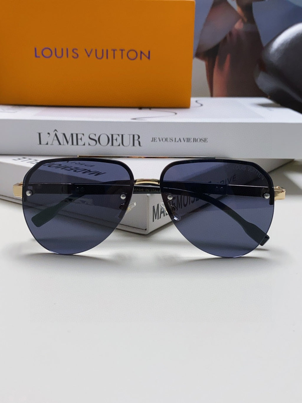 Louis Vuitton Metal Aviator Blue Lens Sunglasses for Men & Women - detail image 6
