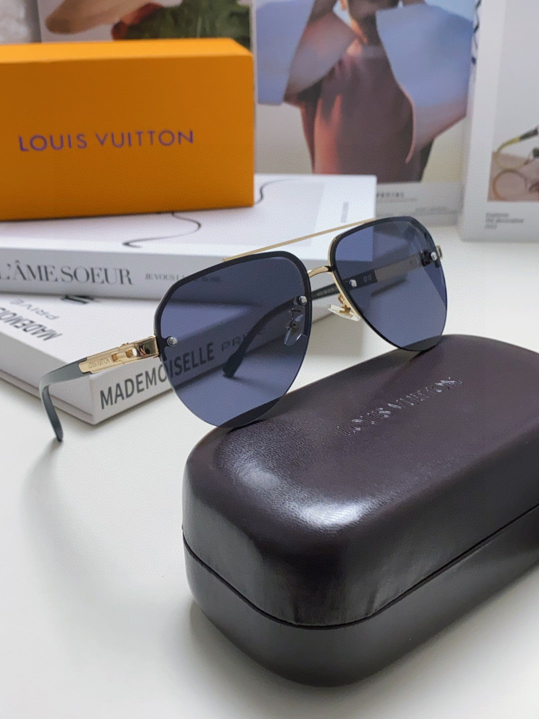 Louis Vuitton Metal Aviator Blue Lens Sunglasses for Men & Women - detail image 7