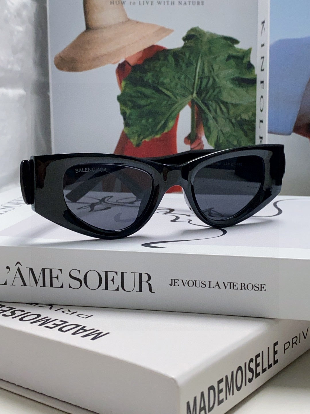 Balenciaga Polarized Cat-Eye Orange Lens Sunglasses for Men & Women - detail image 3