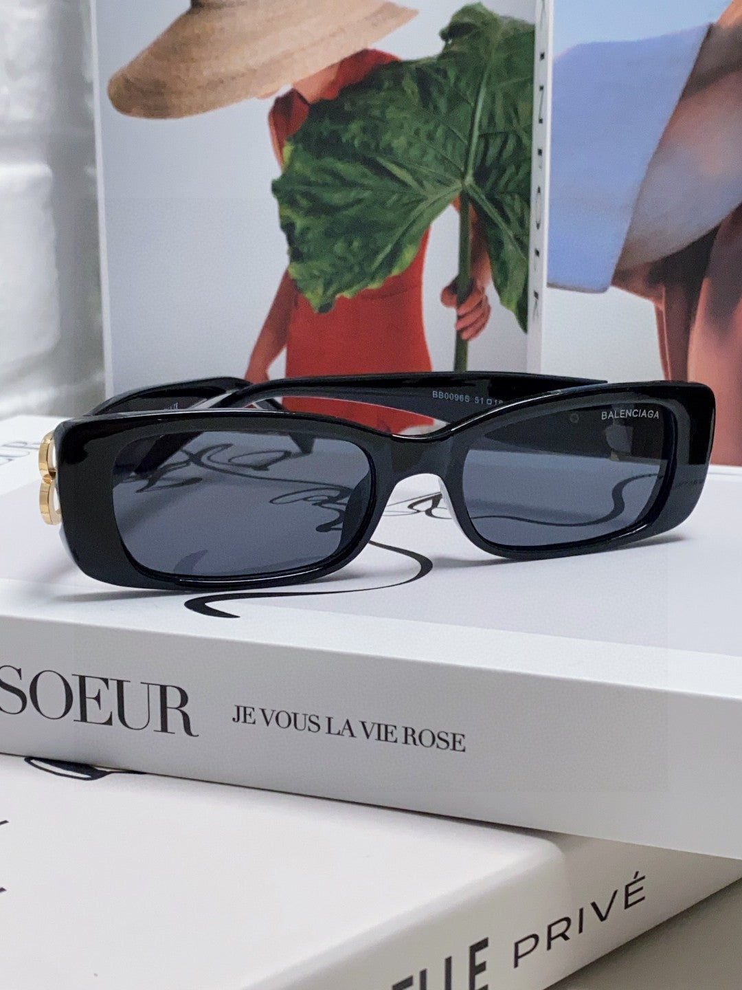 Balenciaga Rectangular Orange Lens Sunglasses for Men & Women - detail image 3