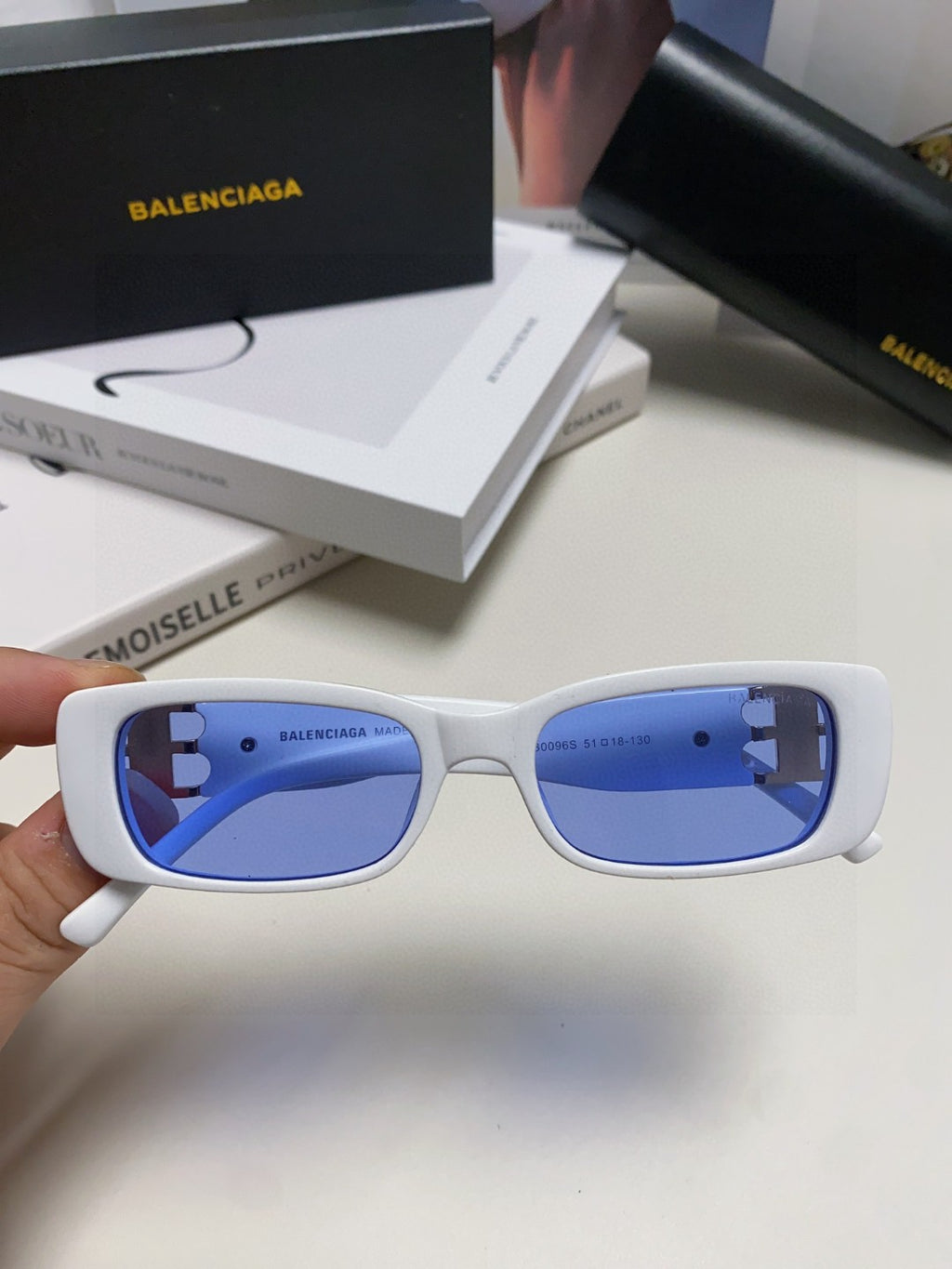 Balenciaga Rectangular Silver Lens Sunglasses for Men & Women - 487527 - detail image 2