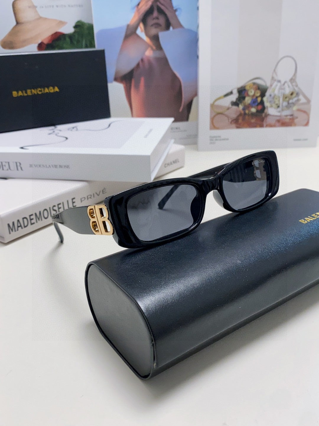 Balenciaga Rectangular Orange Lens Sunglasses for Men & Women - detail image 9