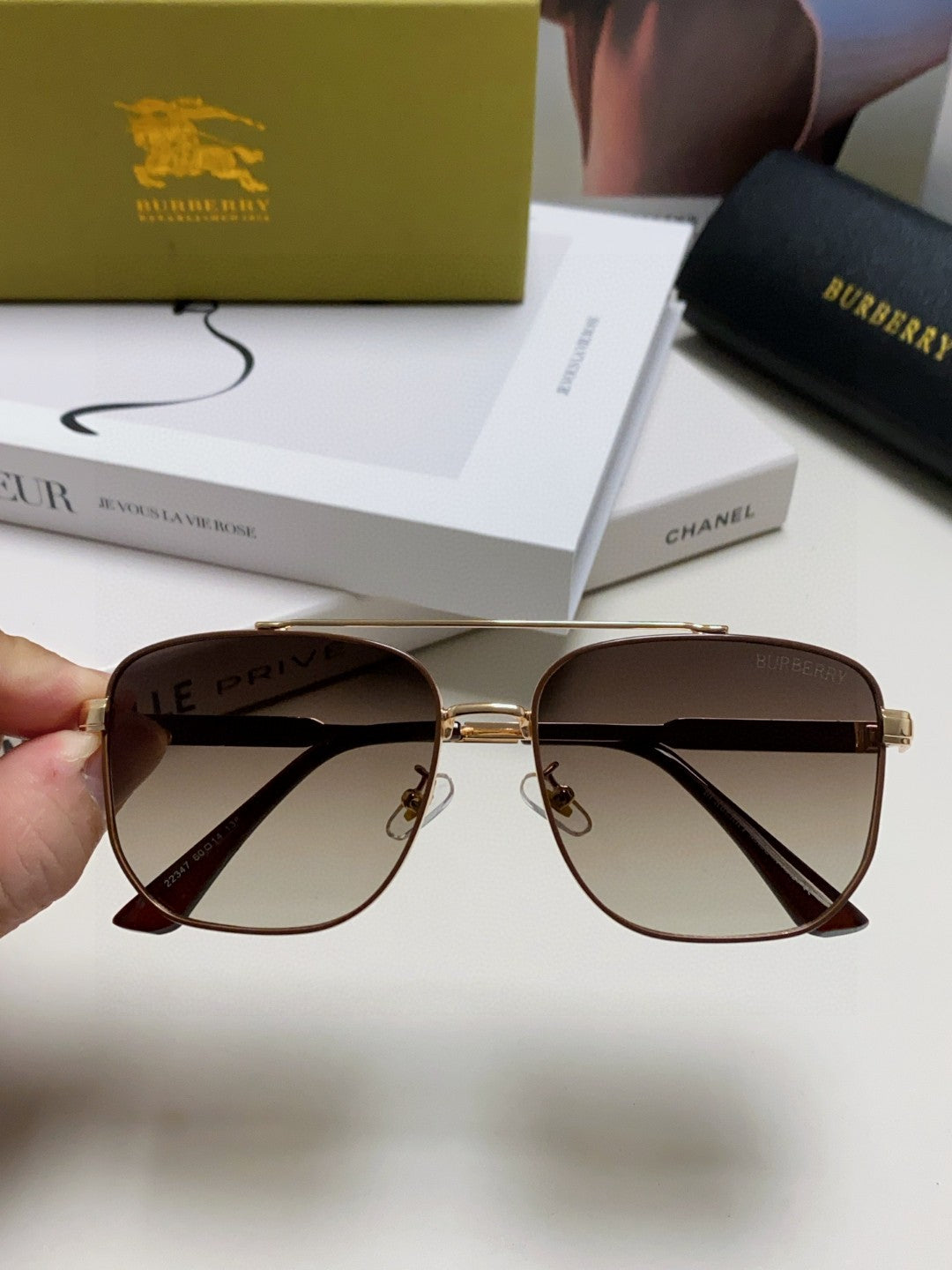 Burberry Polarized Fashion Silver Lens Sunglasses for Men - detail image 2