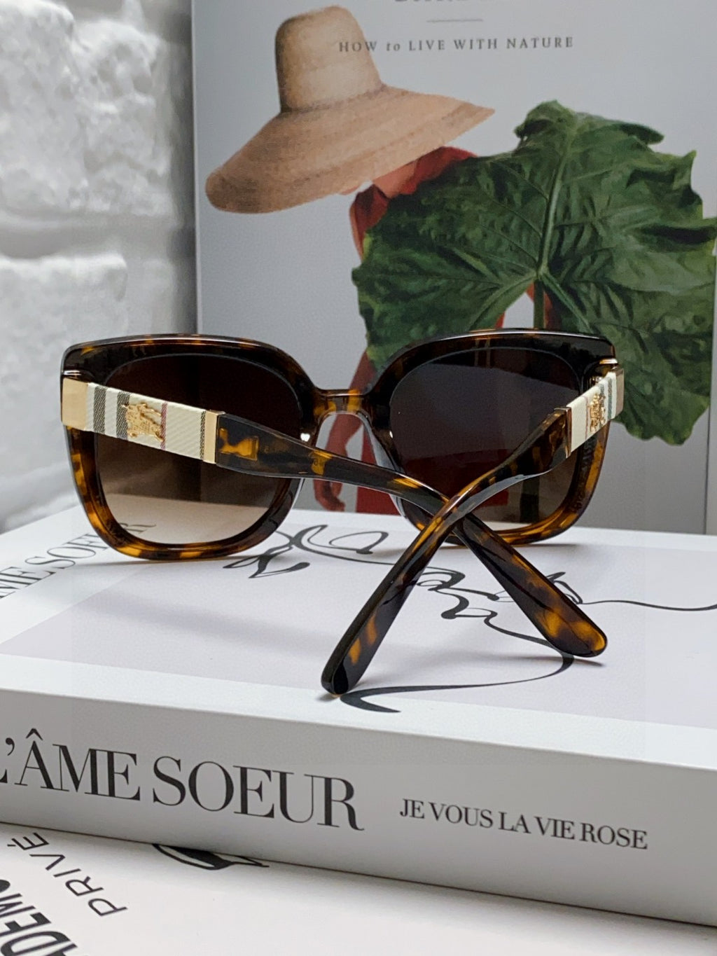 Burberry Oversized Black Lens Sunglasses for Men & Women - 432432 - detail image 2