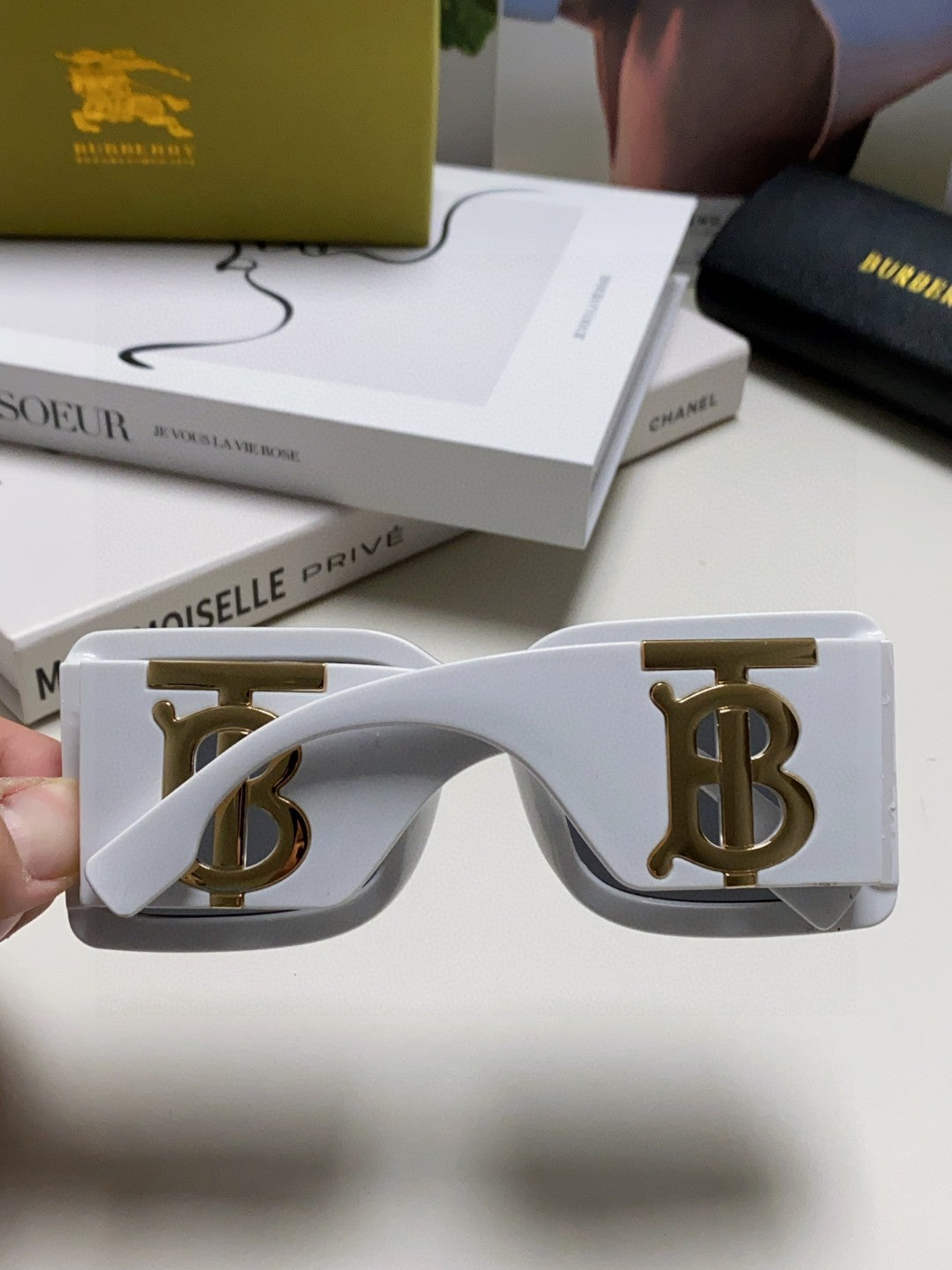 Burberry Oversized Blue Lens Sunglasses for Men & Women - detail image 4
