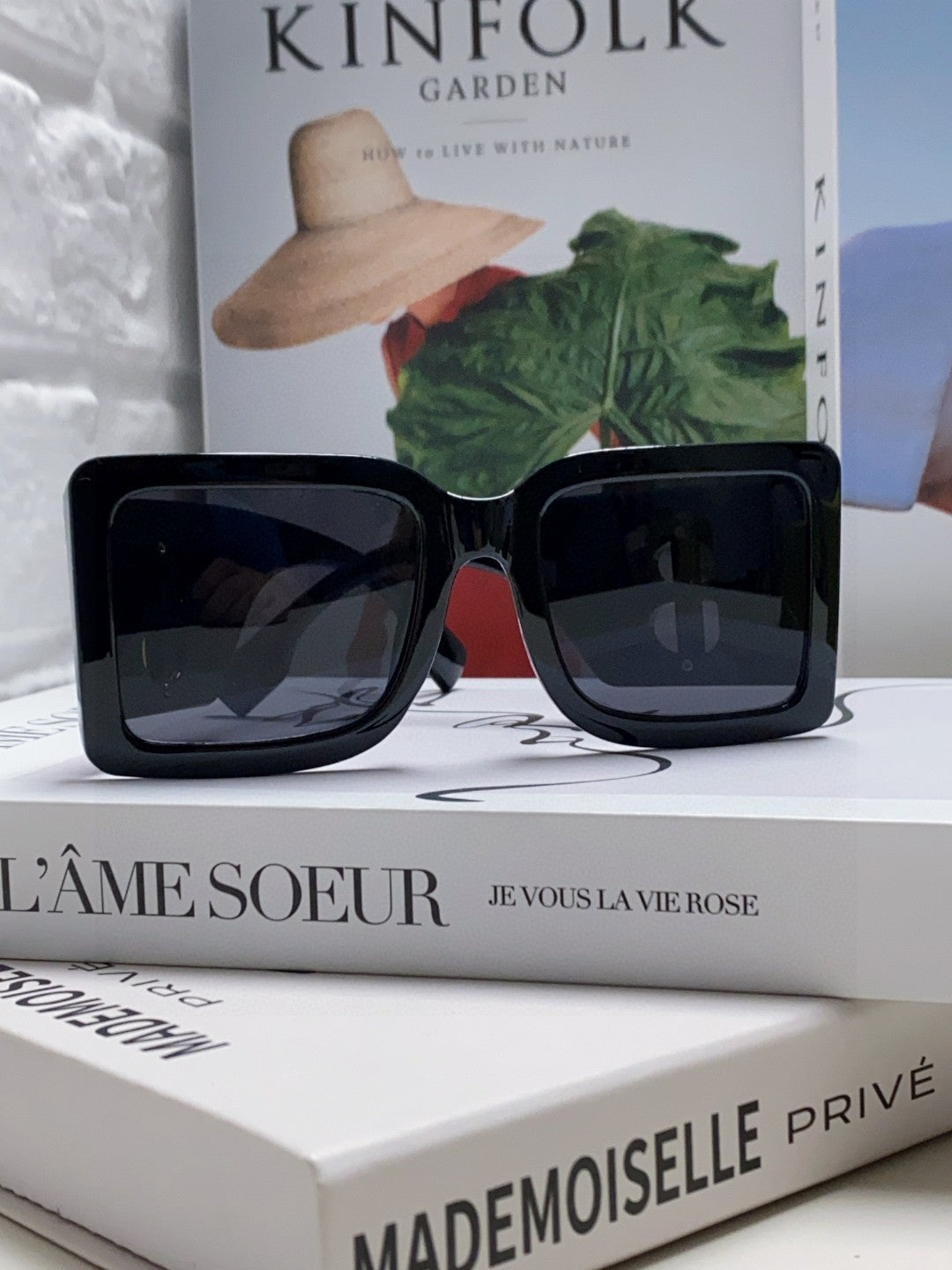 Burberry Oversized Gold Lens Sunglasses for Men & Women - detail image 3
