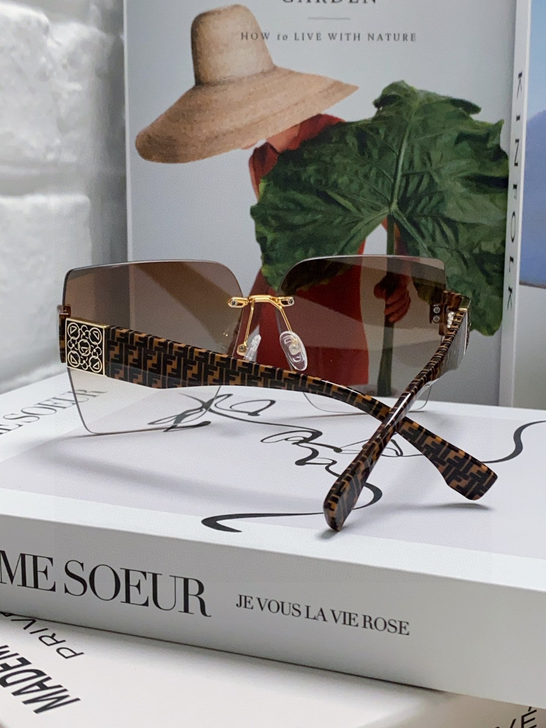 Fendi Polarized Square Brown Lens Sunglasses for Women - detail image 2