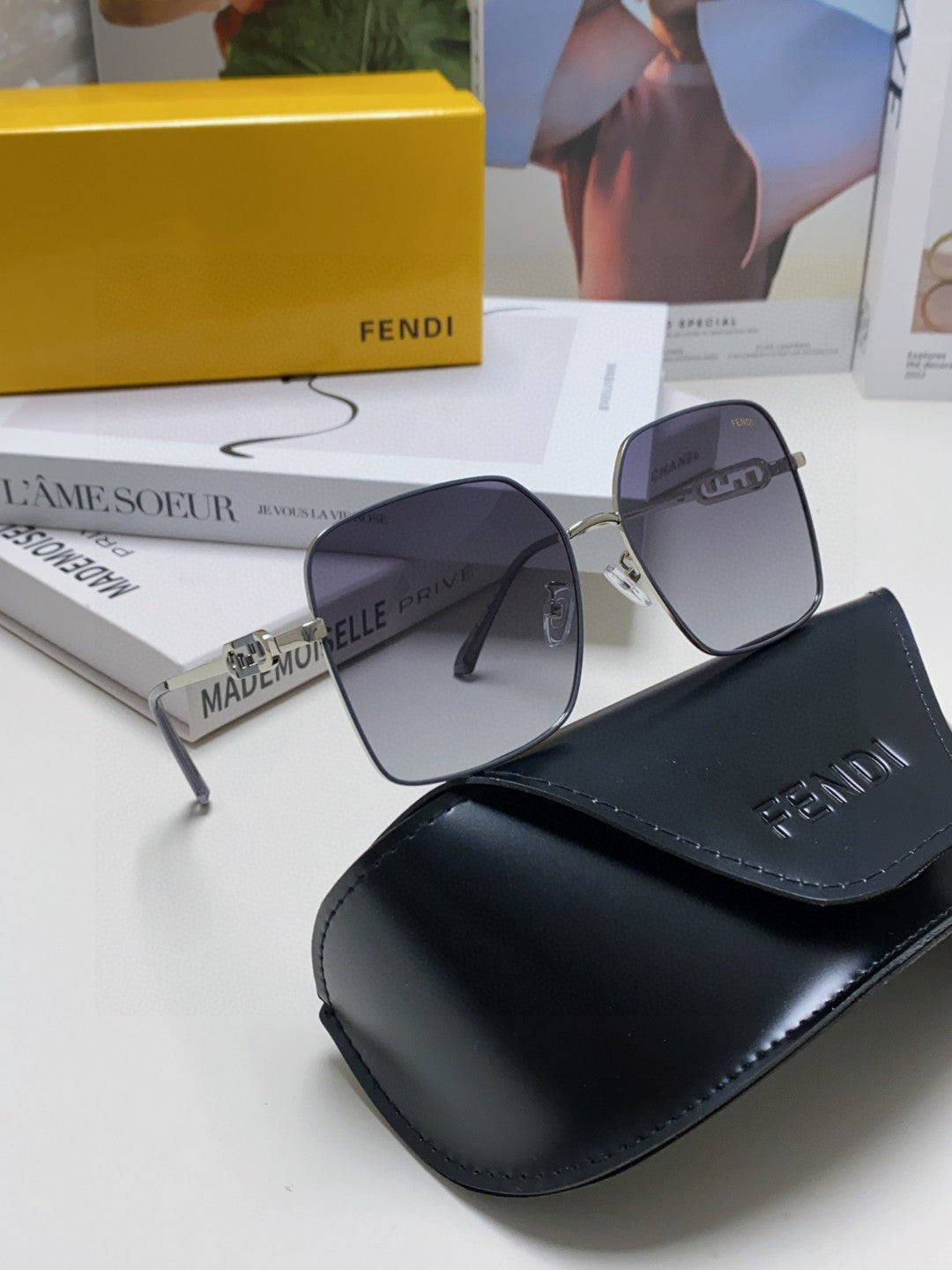 Fendi Polarized Metal Oversized Silver Lens Sunglasses for Women - detail image 2