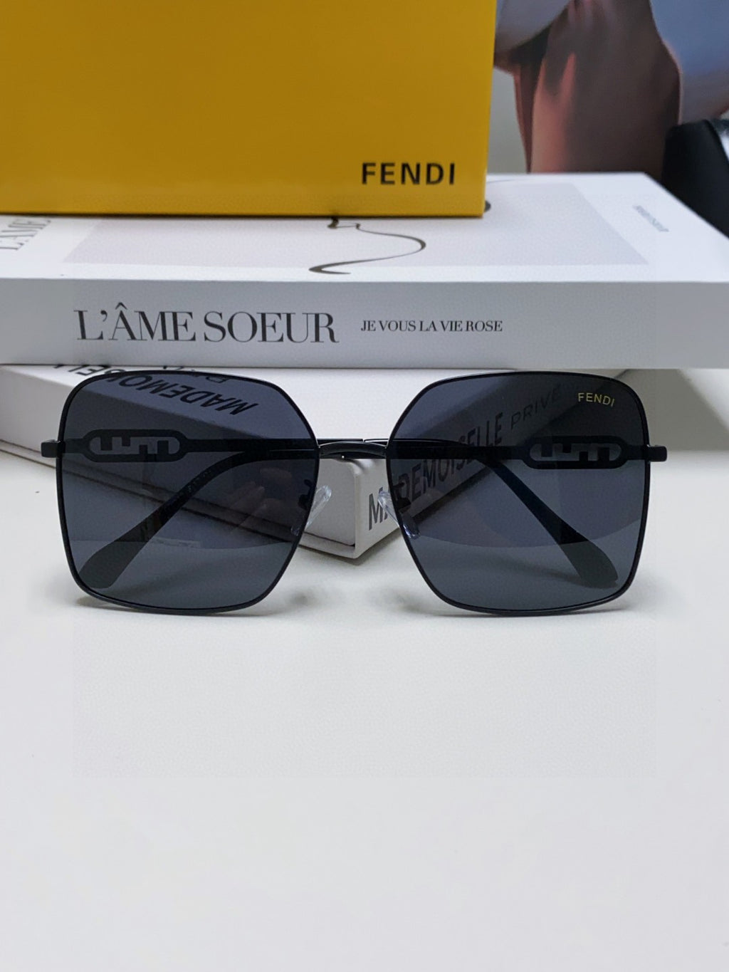 Fendi Polarized Metal Oversized Black Lens Sunglasses for Women - 358751 - detail image 6