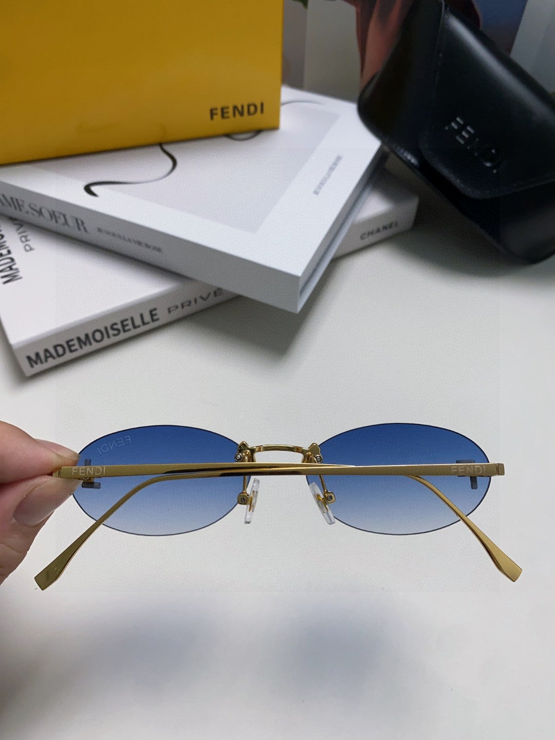 Fendi Lightweight Metal Rimless Gray Lens Sunglasses for Men & Women - detail image 6