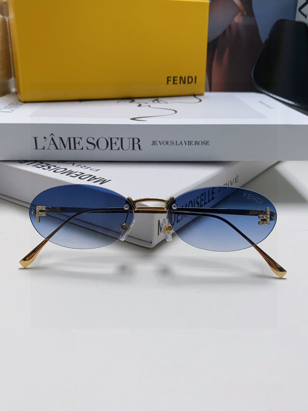 Fendi Lightweight Metal Rimless Gray Lens Sunglasses for Men & Women - detail image 8
