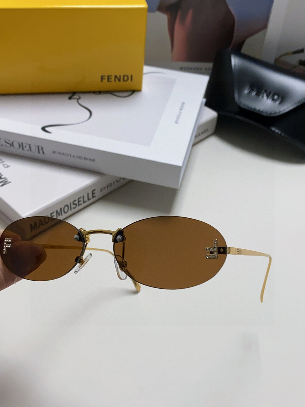 Fendi Lightweight Metal Rimless Red Lens Sunglasses for Men & Women - detail image 4