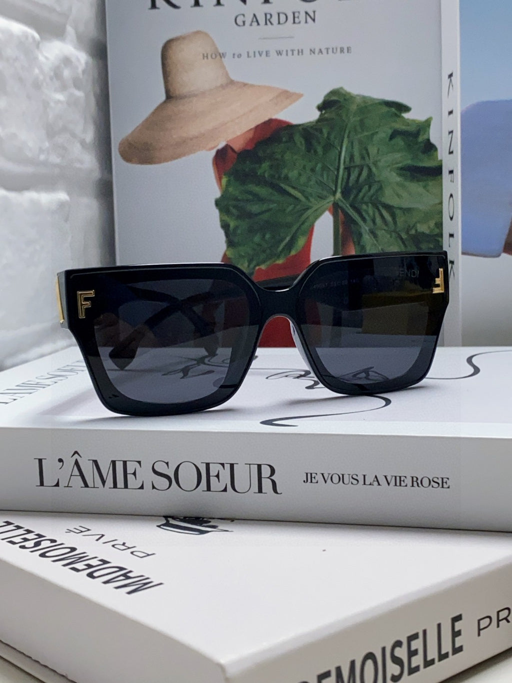 Fendi Fashion Black Lens Sunglasses for Women - detail image 3