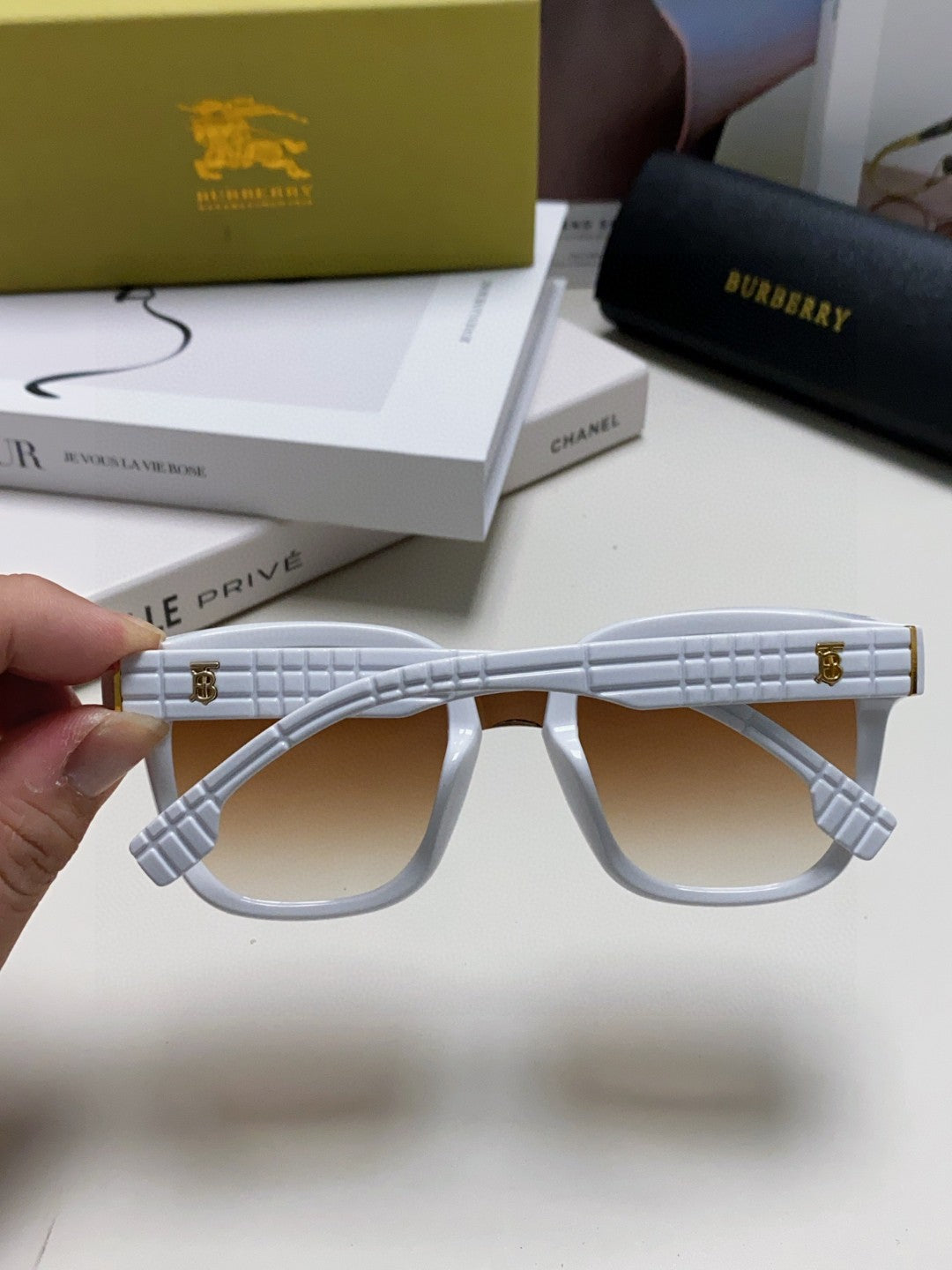 Burberry BE5446 Fashion Brown Lens Sunglasses for Men & Women - 449611 - detail image 4