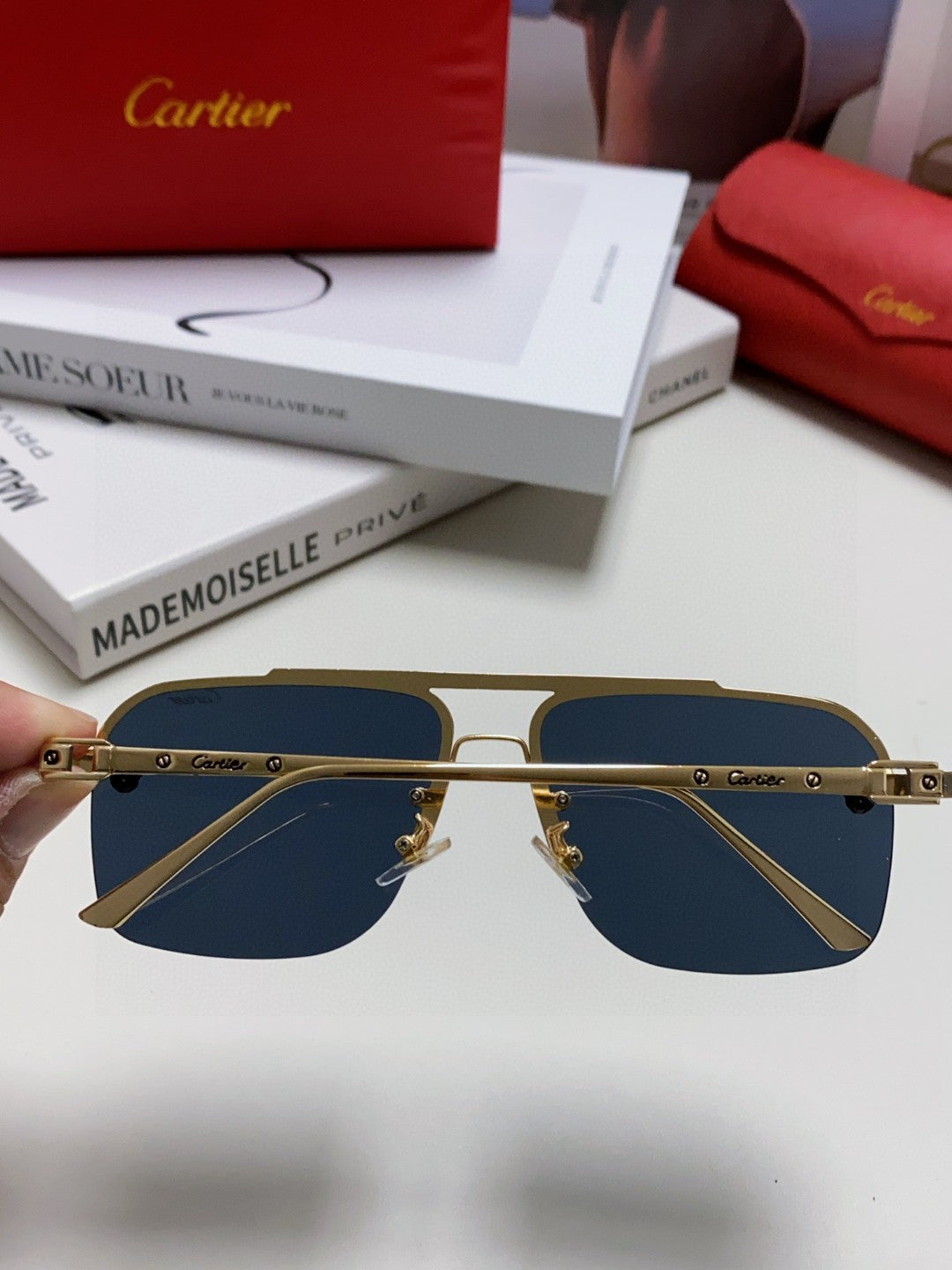 Cartier Lightweight Rimless Black Lens Sunglasses for Men & Women - 449447 - detail image 4