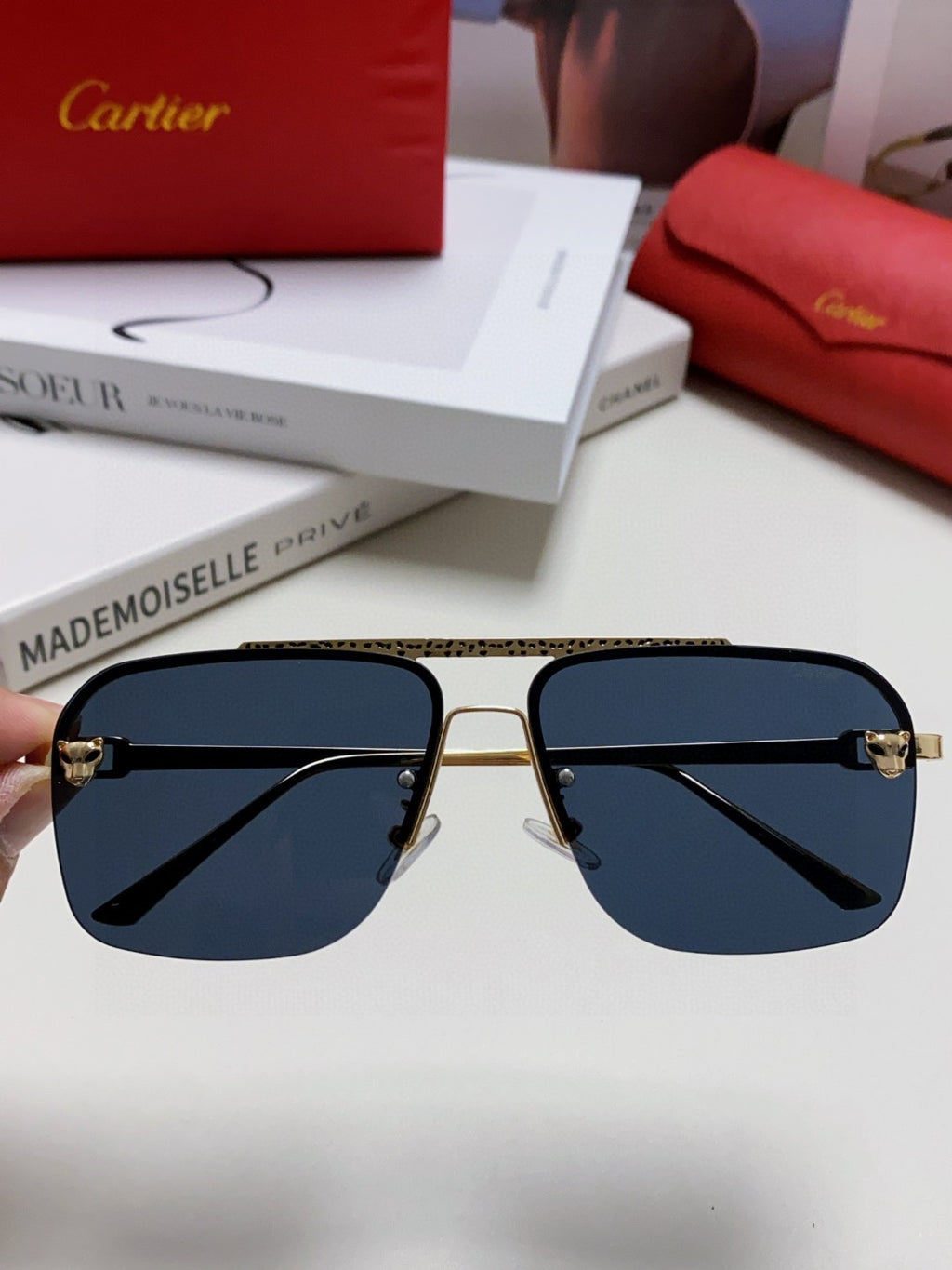 Cartier Lightweight Rimless Black Lens Sunglasses for Men & Women - 415853 - detail image 3