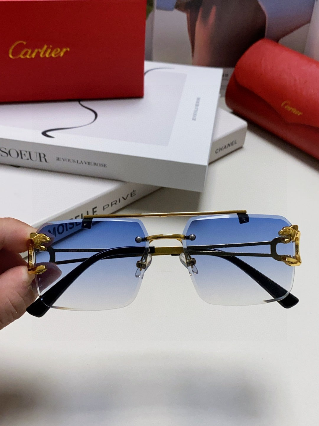 Cartier Lightweight Rimless Silver Lens Sunglasses for Men & Women - 449450 - detail image 2