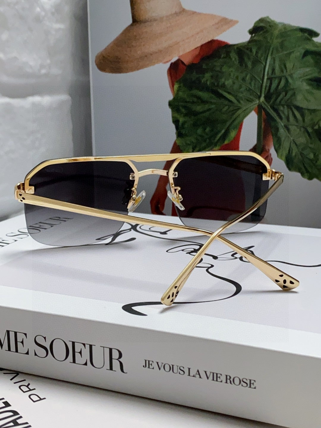 Cartier Metal Square Gray Lens Sunglasses for Men & Women - 415859 - detail image 2