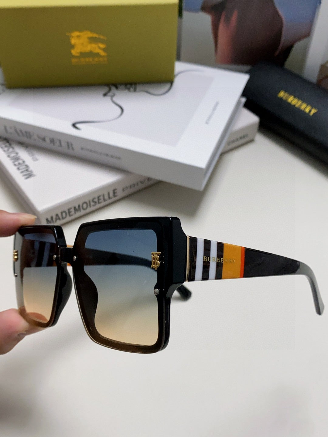 Burberry Oversized Black Lens Sunglasses for Women - 416061 - detail image 5
