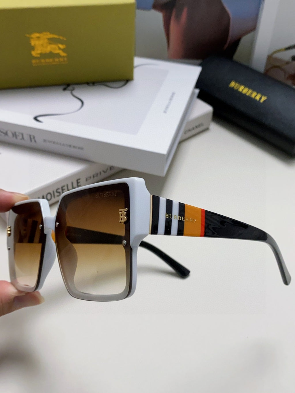 Burberry Oversized Brown Lens Sunglasses for Women - 416063 - detail image 5