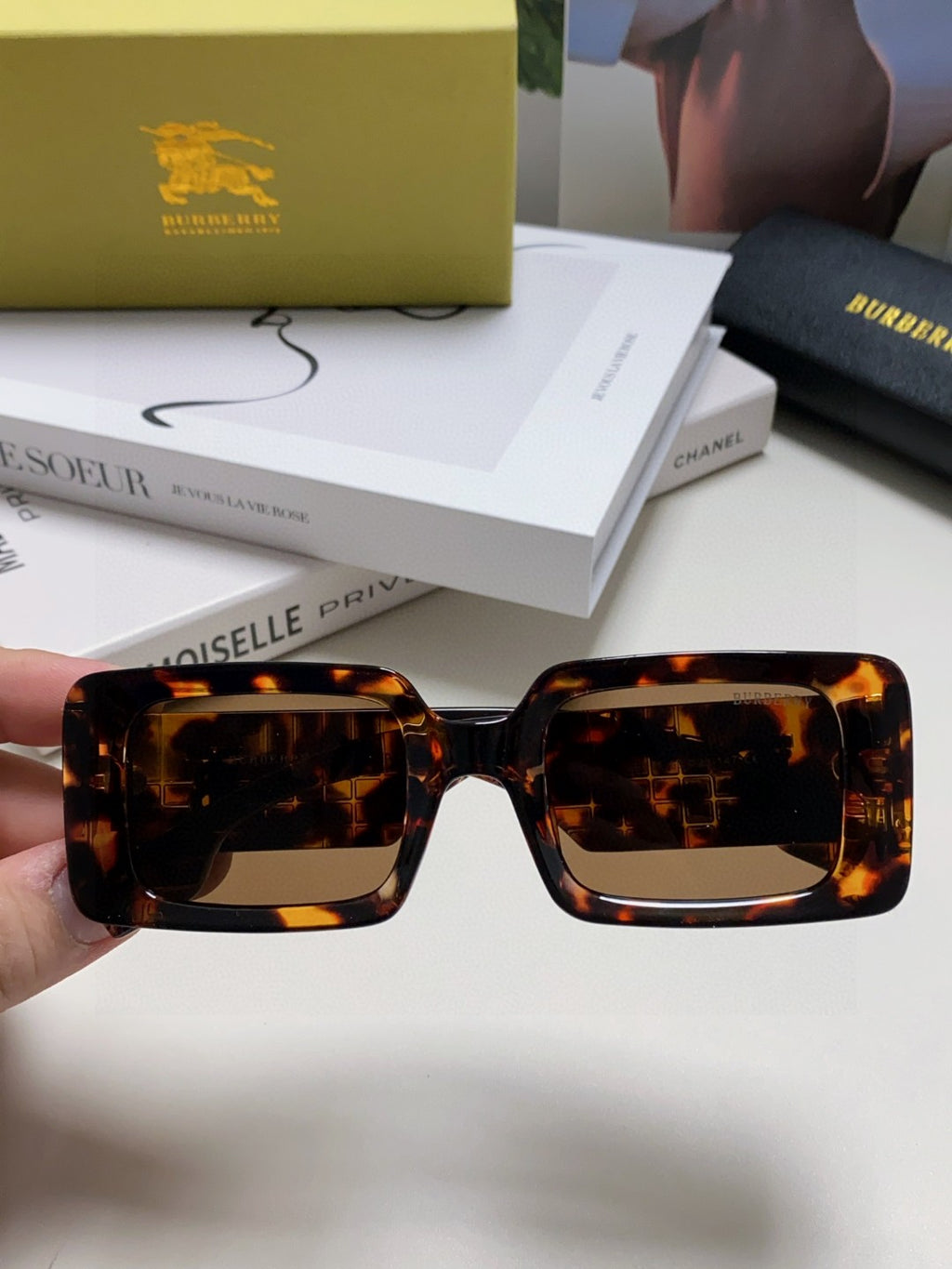 Burberry Square Gray Lens Sunglasses for Men & Women - 449603 - detail image 3