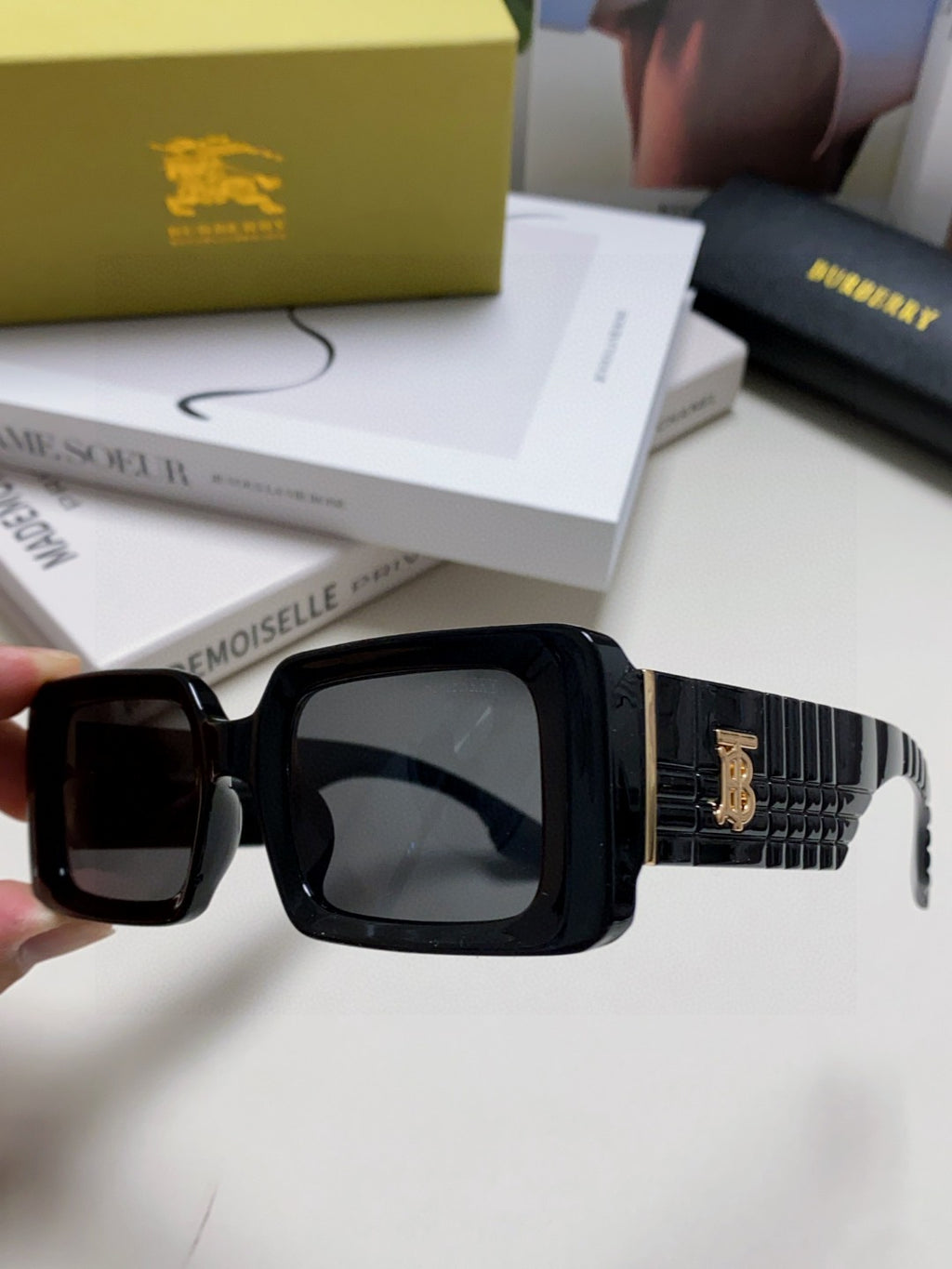 Burberry Square Gray Lens Sunglasses for Men & Women - 416065 - detail image 5