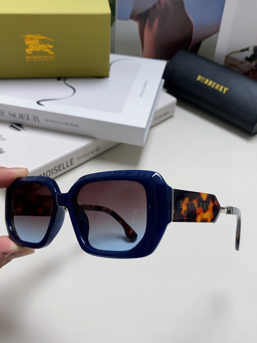 Burberry Rectangular Gray Lens Sunglasses for Men & Women - 416066 - detail image 5