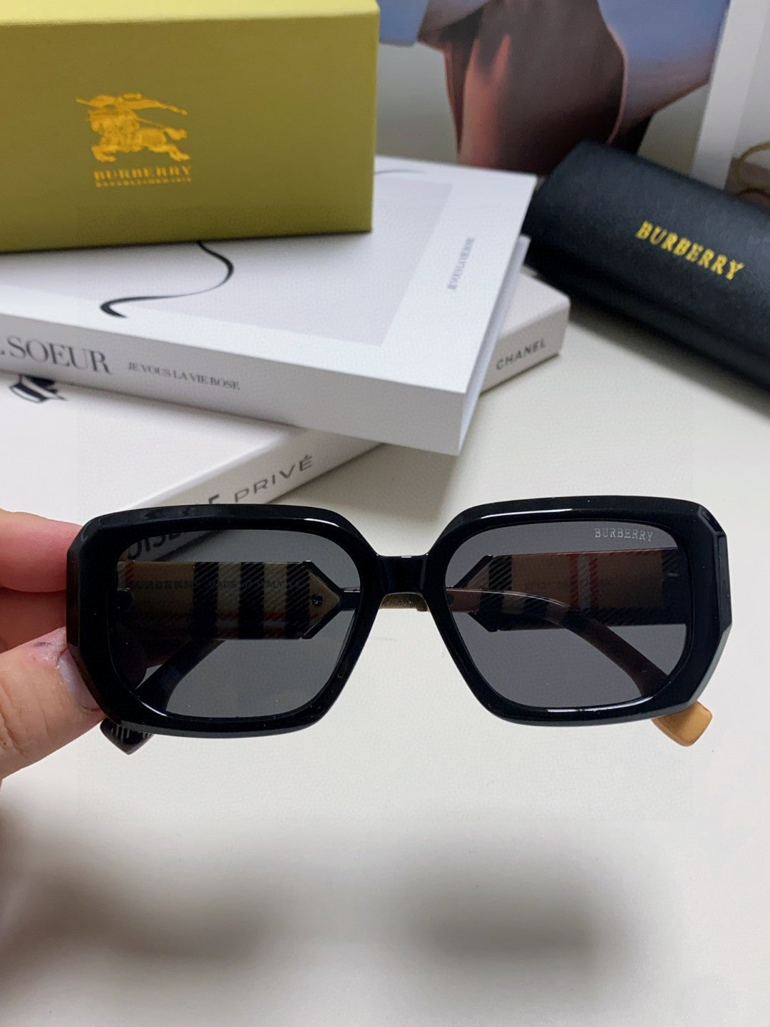 Burberry Rectangular Black Lens Sunglasses for Men & Women - 416068 - detail image 3