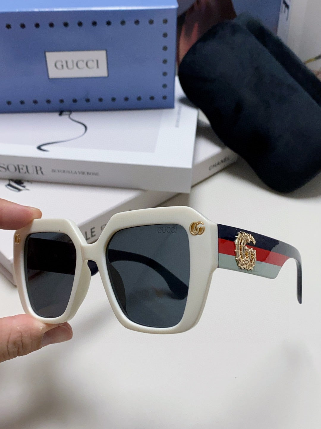Gucci Polarized Square Silver Lens Sunglasses for Men & Women - 464854 - detail image 5