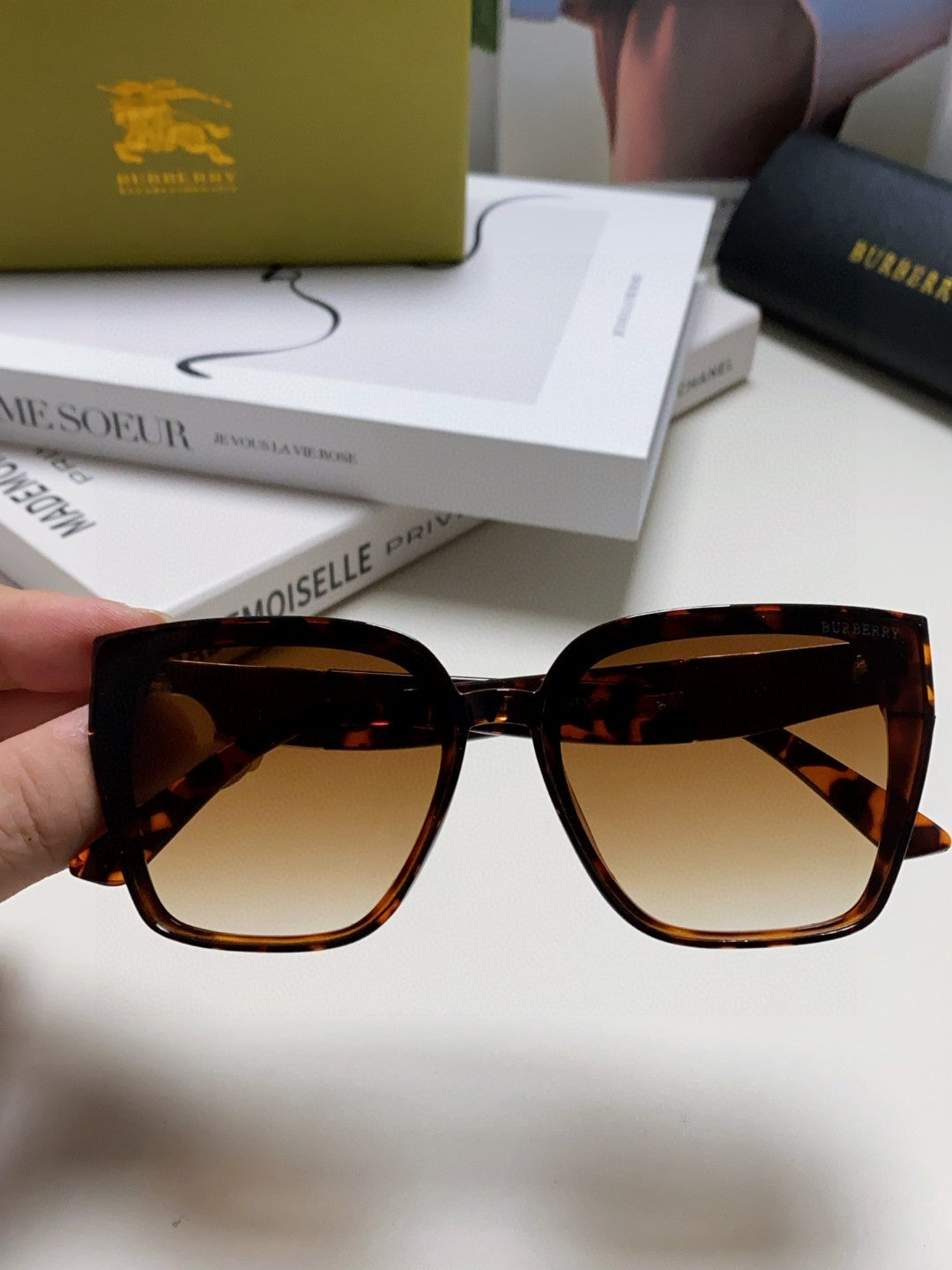 Burberry Fashion Brown Lens Sunglasses for Men & Women - 449615 - detail image 2