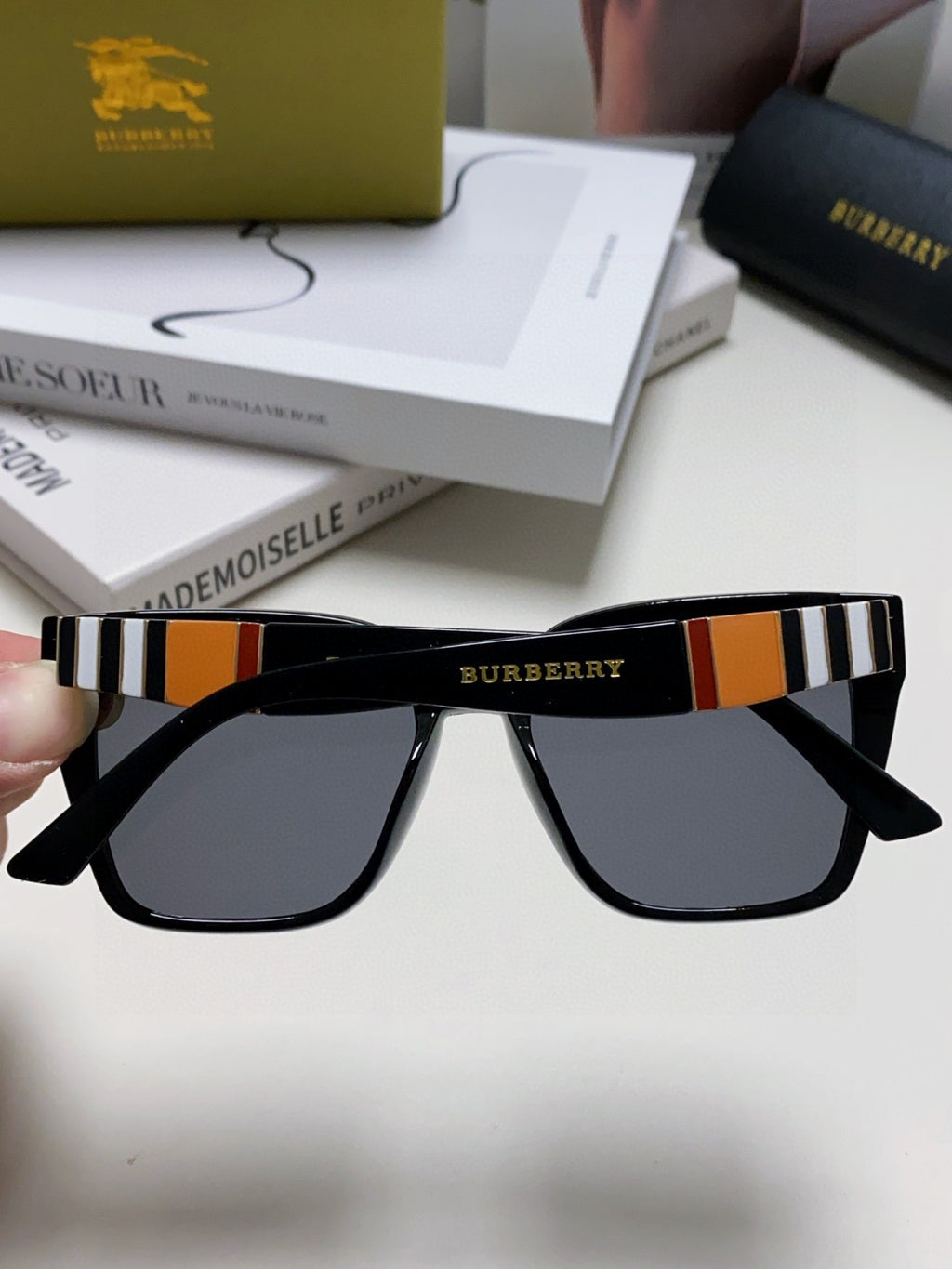 Burberry Fashion Blue Lens Sunglasses for Men & Women - 449616 - detail image 4