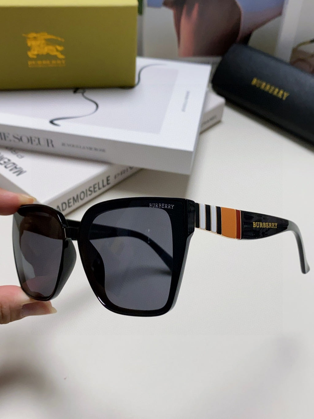 Burberry Fashion Blue Lens Sunglasses for Men & Women - 449616 - detail image 5