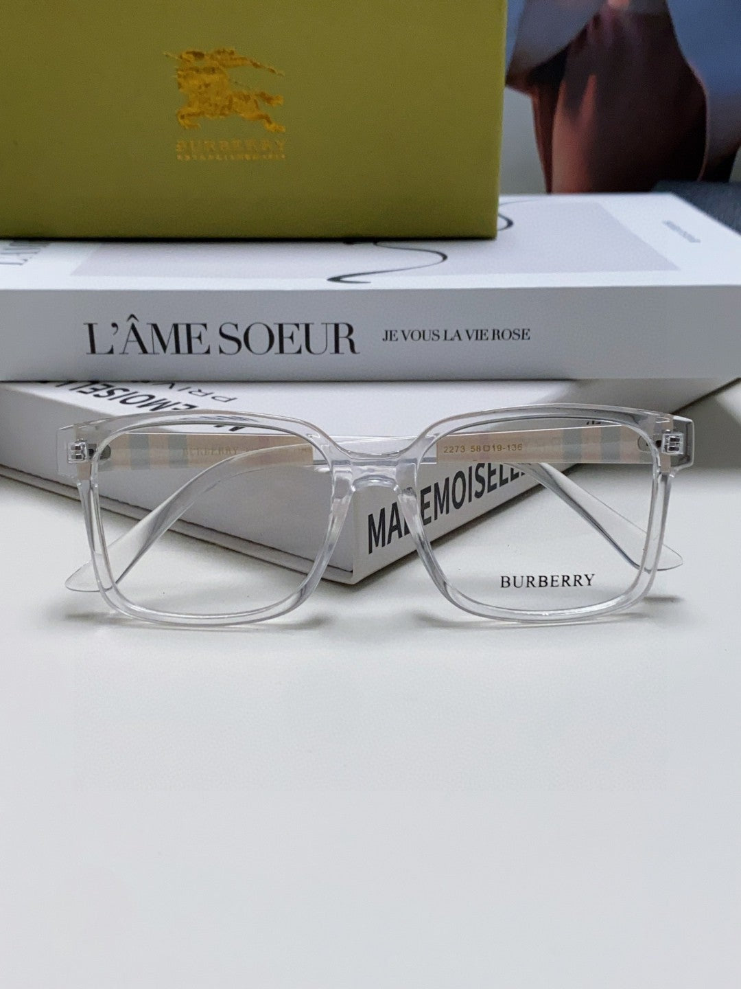 Burberry Oversized Gray Lens Sunglasses for Men & Women - 449621 - detail image 6