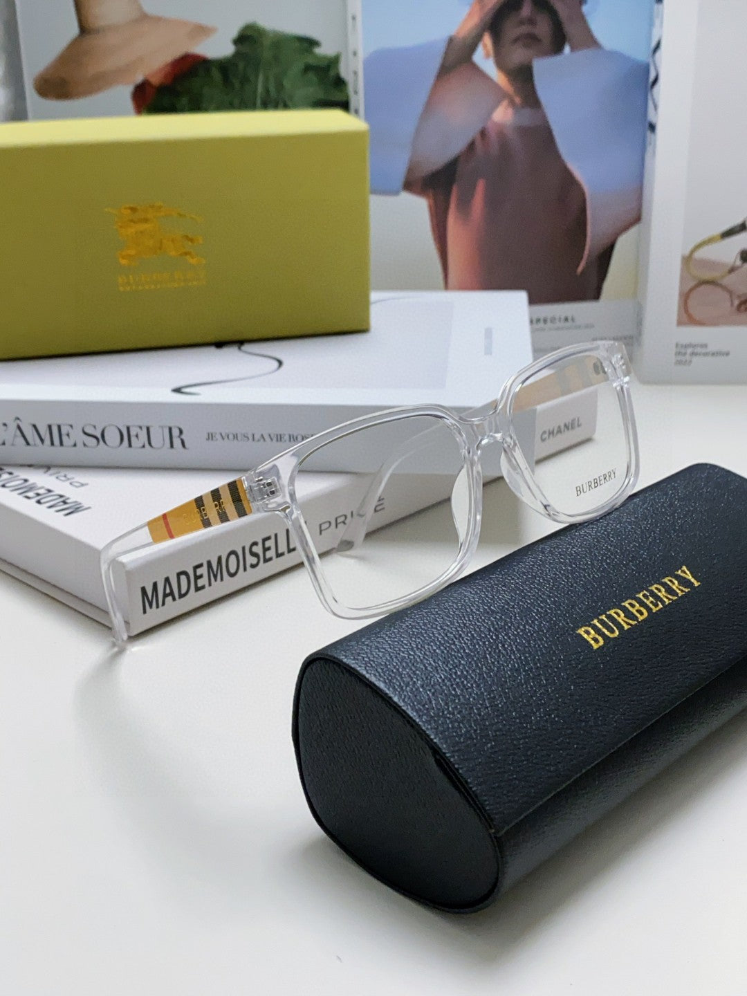 Burberry Oversized Gray Lens Sunglasses for Men & Women - 449621 - detail image 7