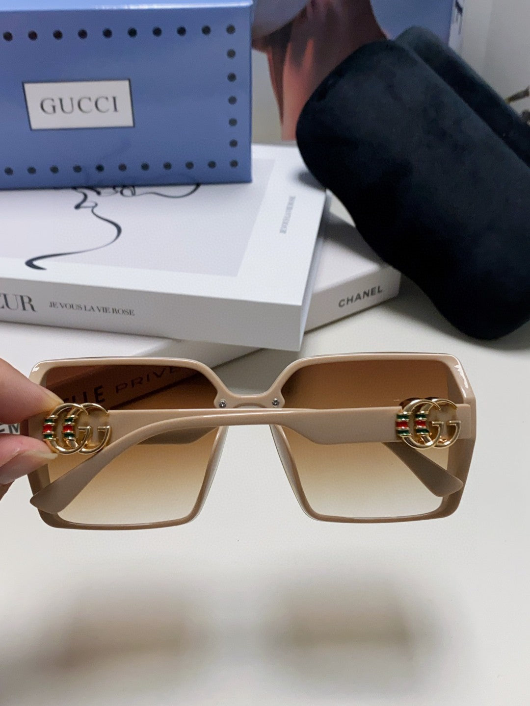 Gucci Oversized Brown Lens Sunglasses for Women - 448821 - detail image 4