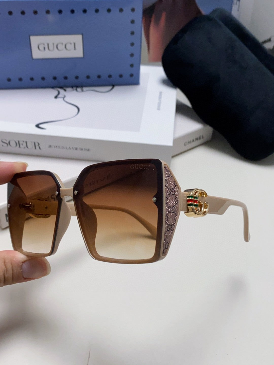 Gucci Oversized Brown Lens Sunglasses for Women - 448821 - detail image 5