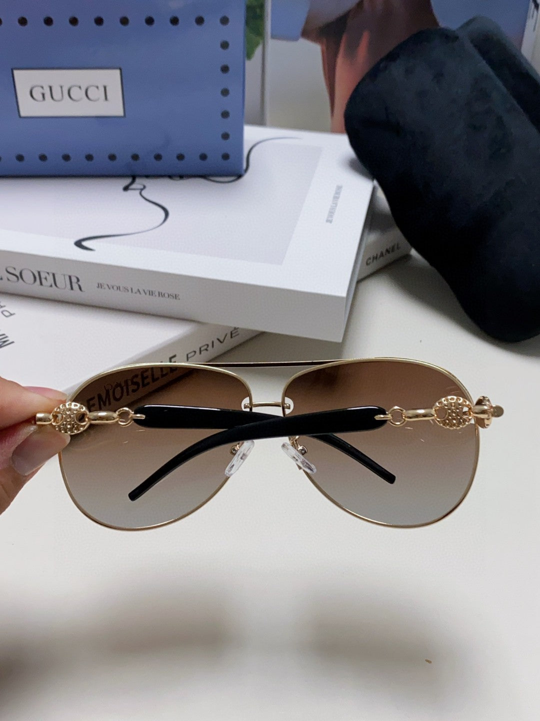 Gucci Polarized Aviator Silver Lens Sunglasses for Men & Women - 448829 - detail image 4