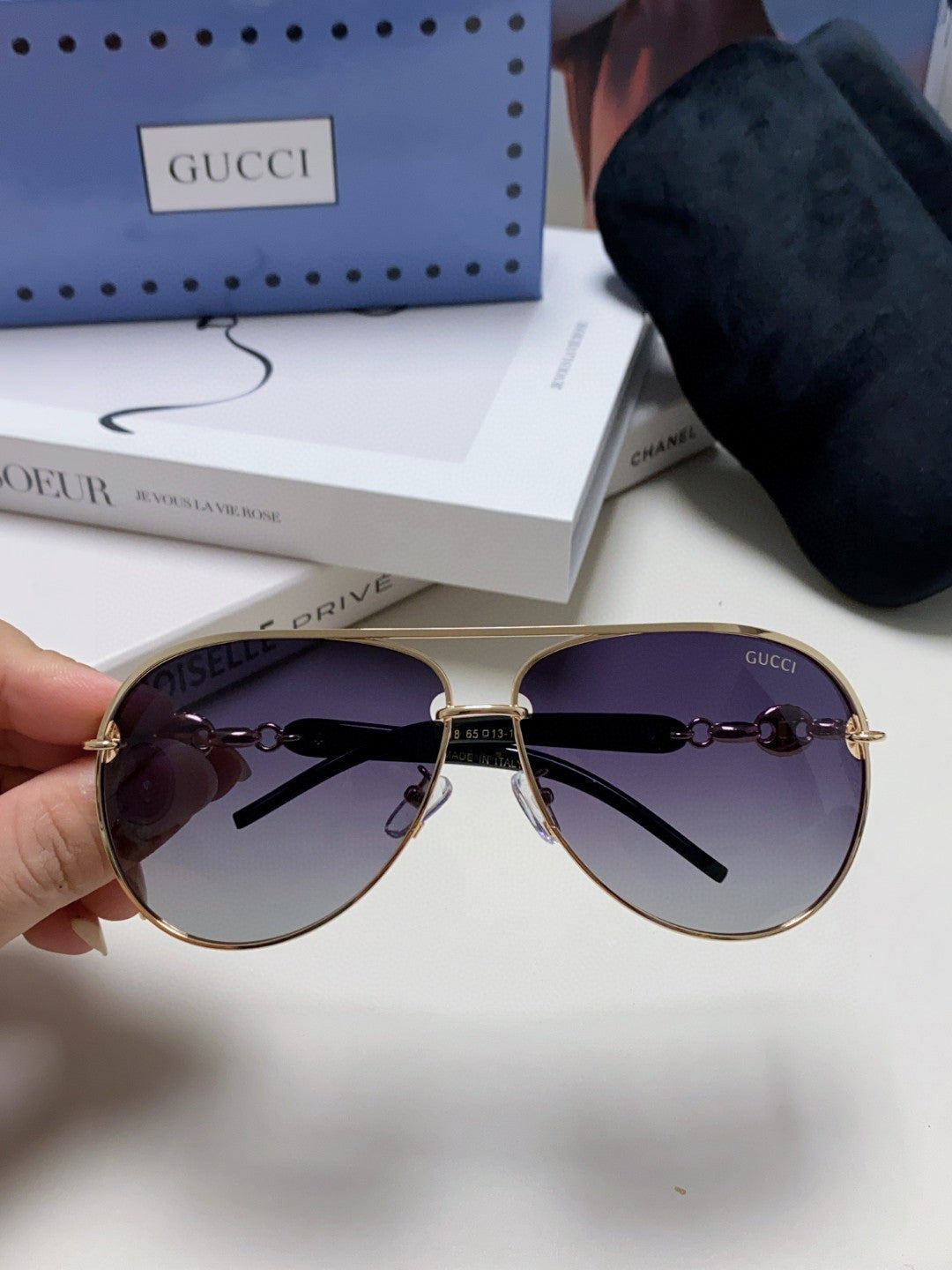 Gucci Polarized Aviator Silver Lens Sunglasses for Men & Women - detail image 3