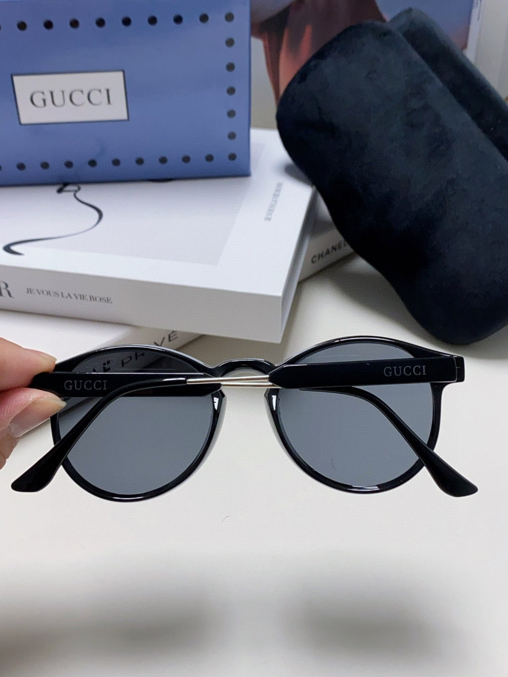 Gucci Round Blue Lens Sunglasses for Men & Women - detail image 4