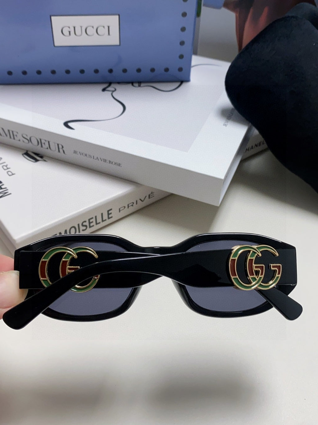 Gucci Round Blue Lens Sunglasses for Men & Women - 448813 - detail image 4