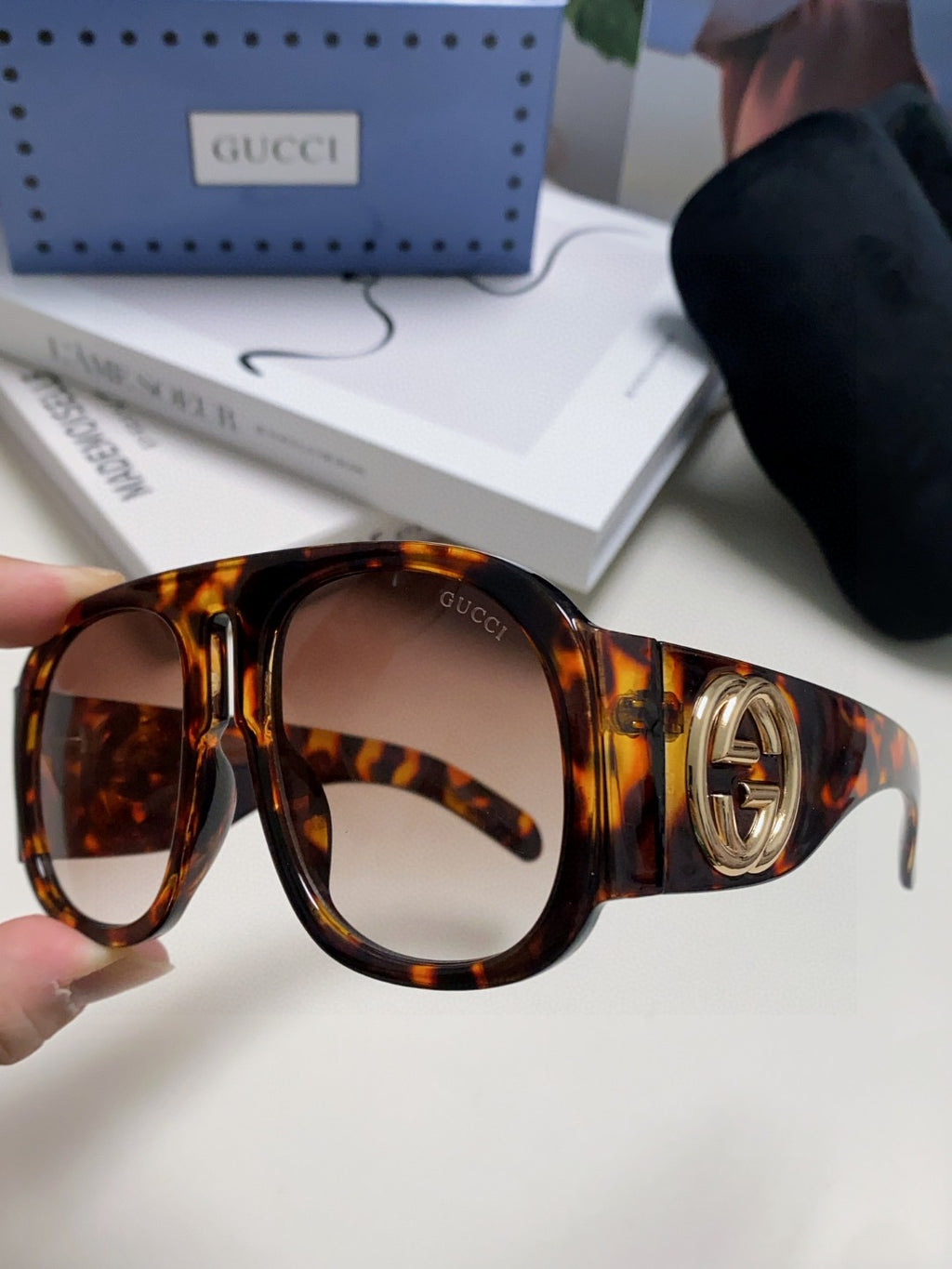 Gucci GG0152S Photochromic Metal Aviator Gray Lens Sunglasses for Men & Women - detail image 5