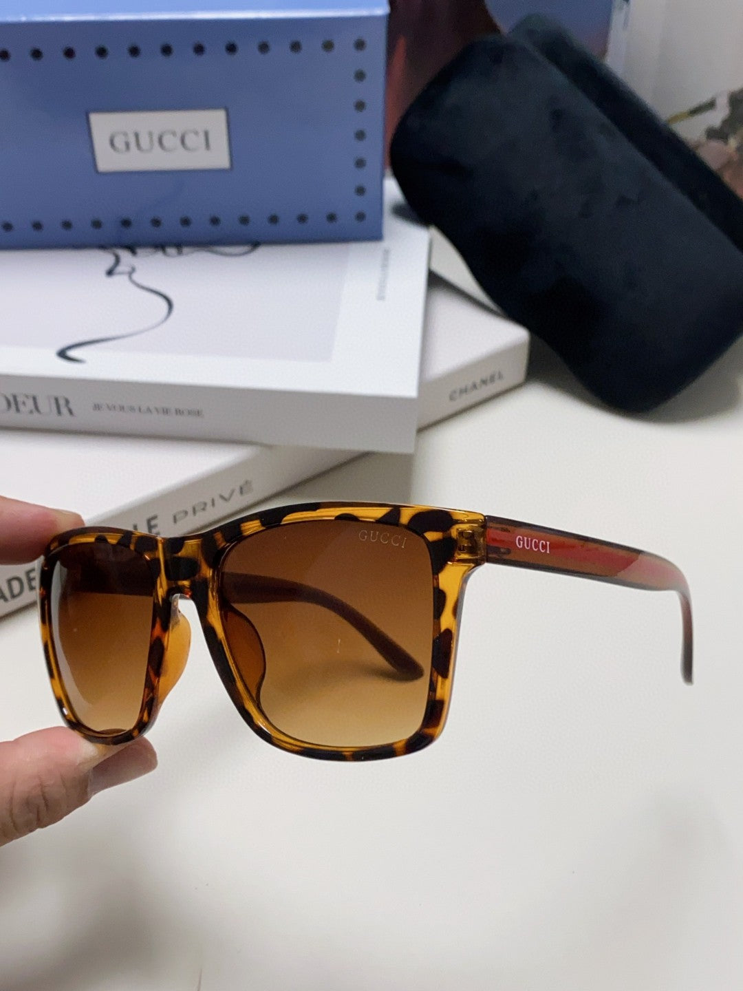 Gucci Fashion Brown Lens Sunglasses for Men & Women - 448817 - detail image 5