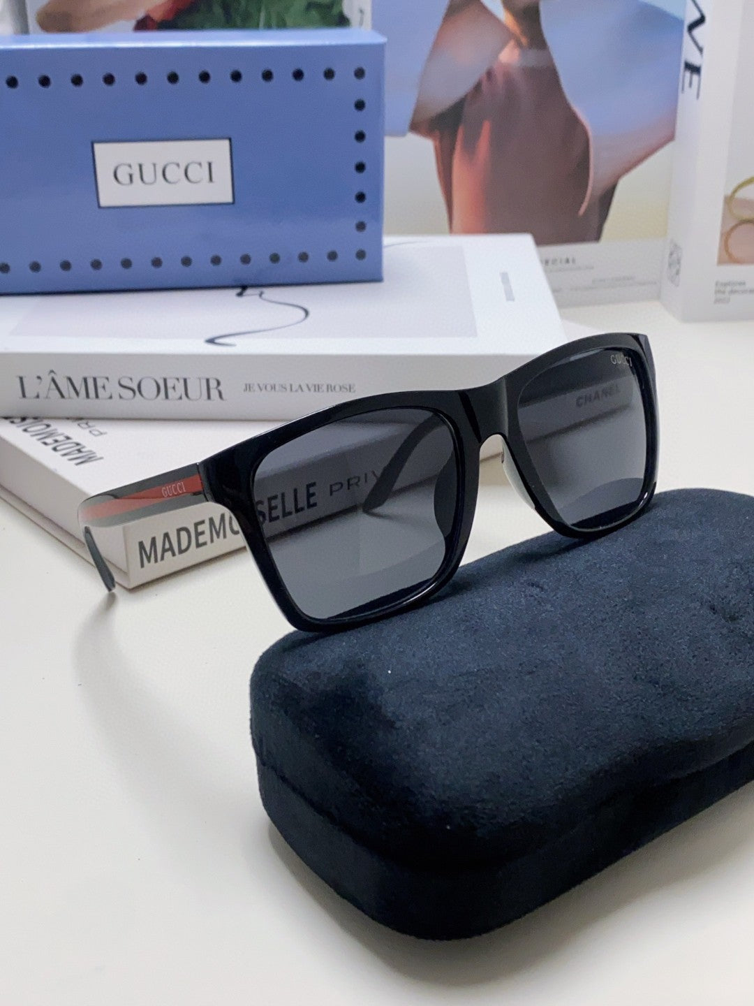 Gucci Fashion Black Lens Sunglasses for Men & Women - 448818 - detail image 7
