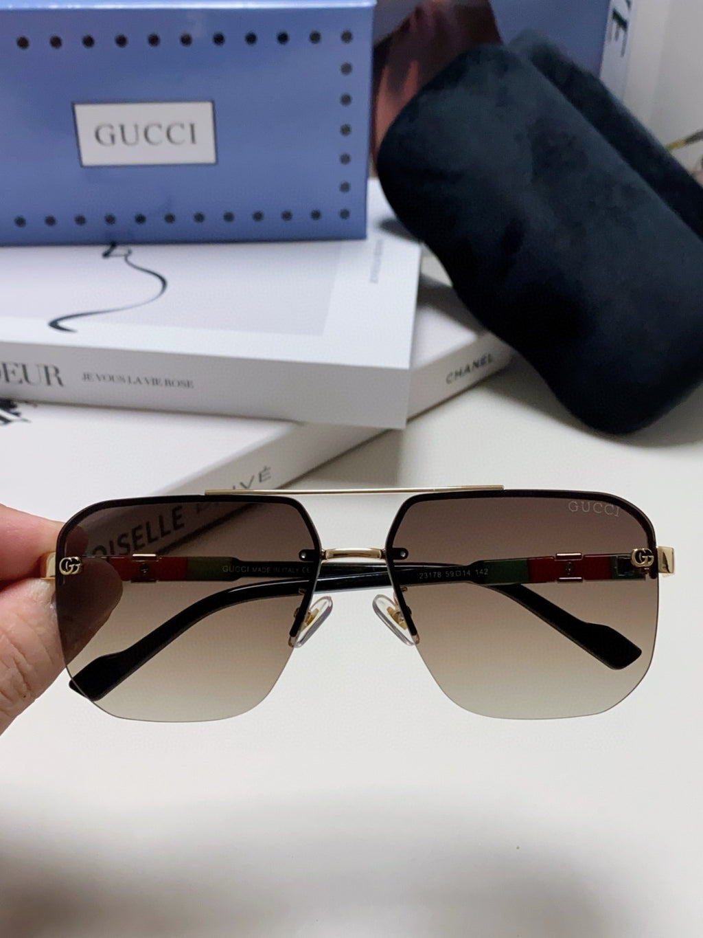 Gucci Lightweight Acetate Rimless Gray Lens Sunglasses for Men & Women - detail image 3
