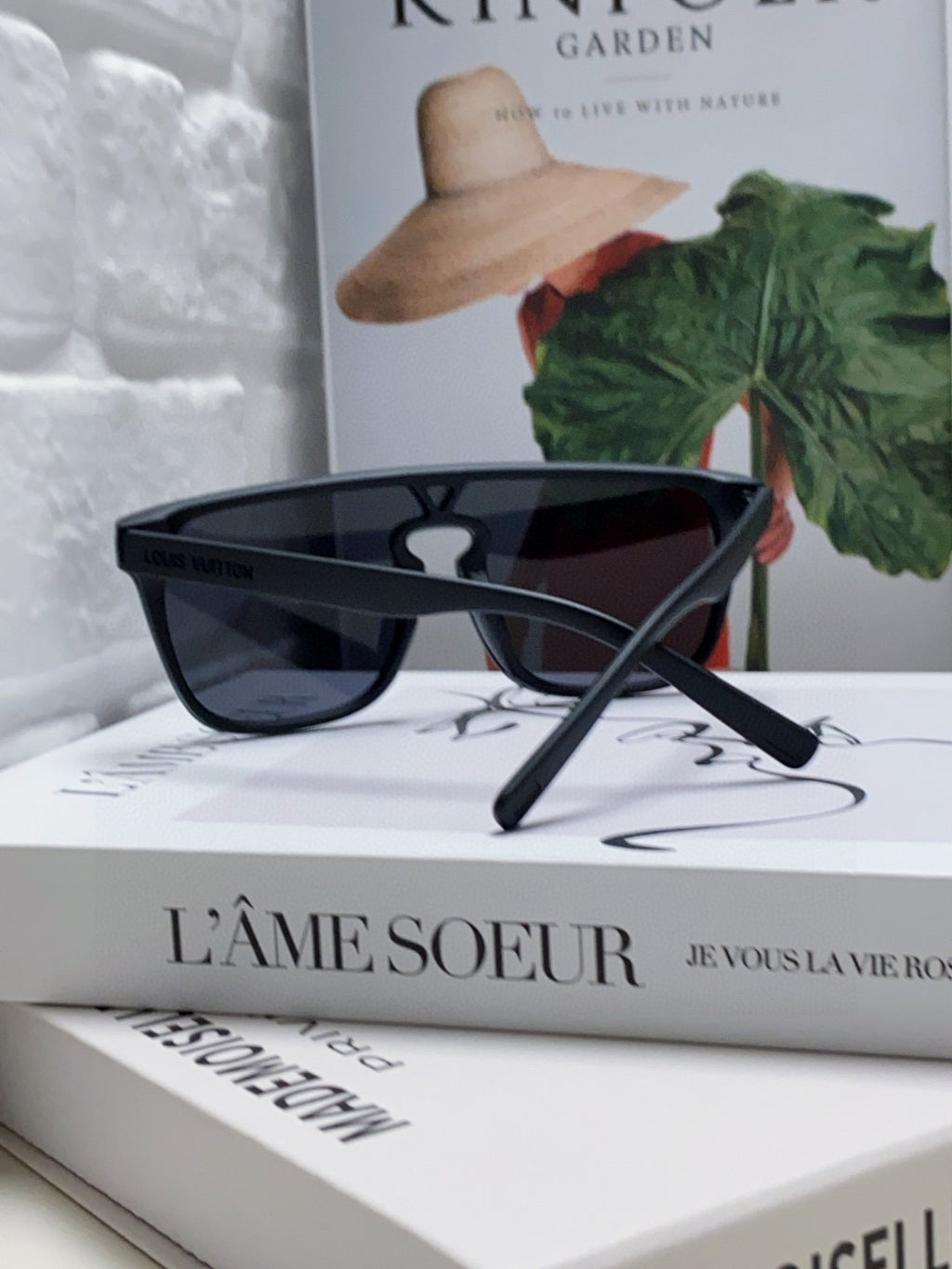 Louis Vuitton Lightweight Rimless Black Lens Sunglasses for Men & Women - detail image 2
