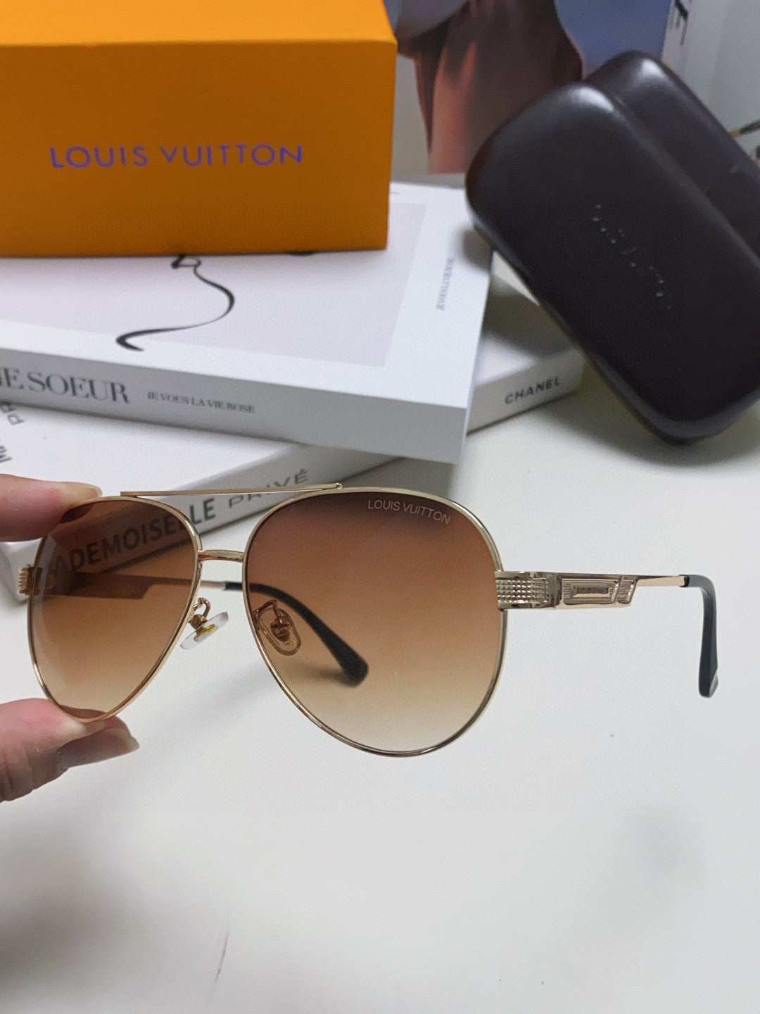 Louis Vuitton Metal Aviator Brown Lens Sunglasses for Men - 448636 - detail image 5