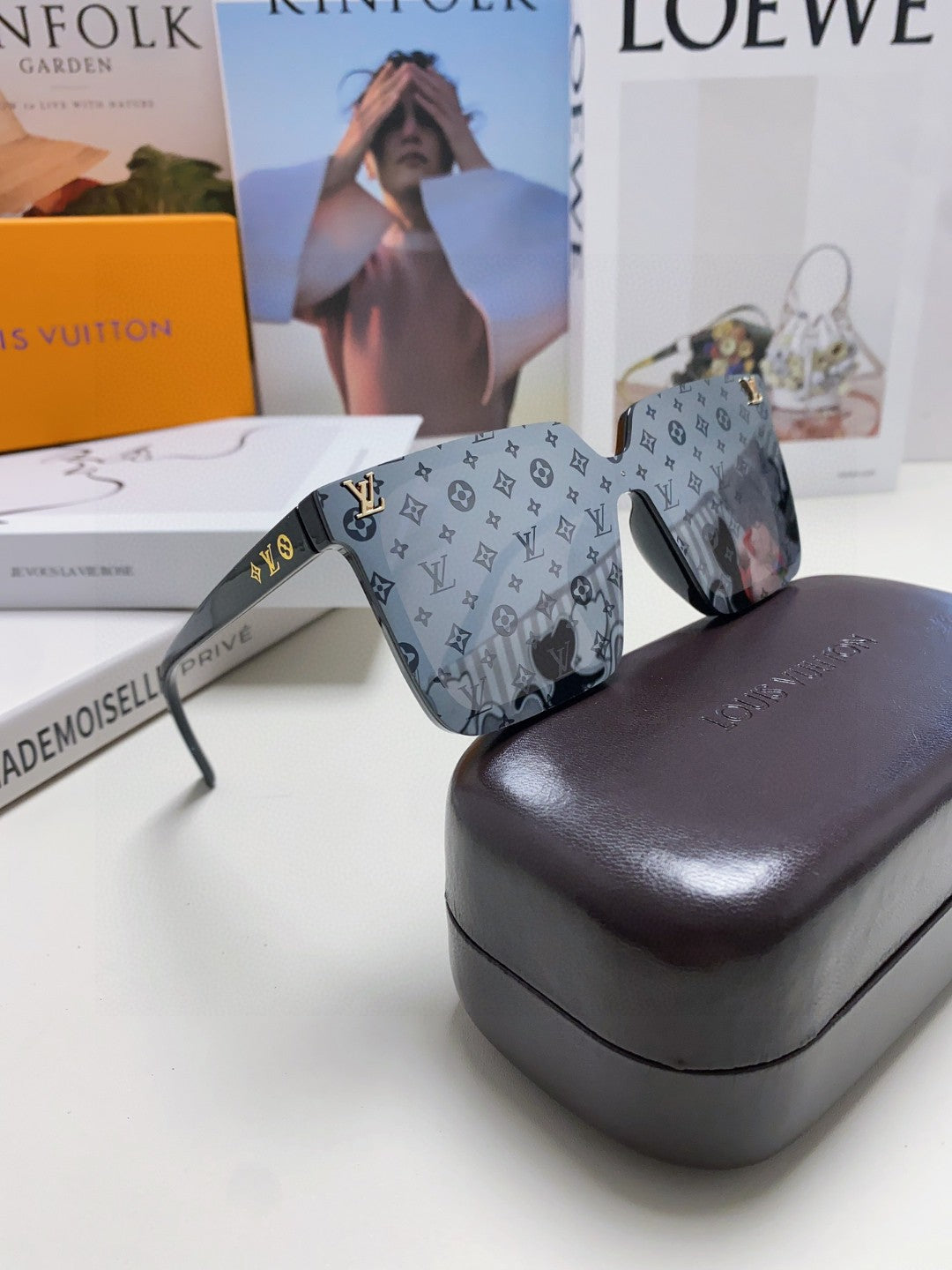 Louis Vuitton Fashion Silver Lens Sunglasses for Men & Women - 448637 - detail image 7