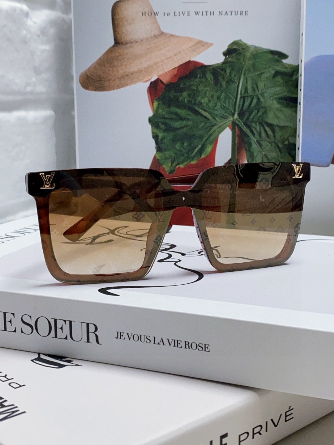 Louis Vuitton Fashion Brown Lens Sunglasses for Men & Women - 448638