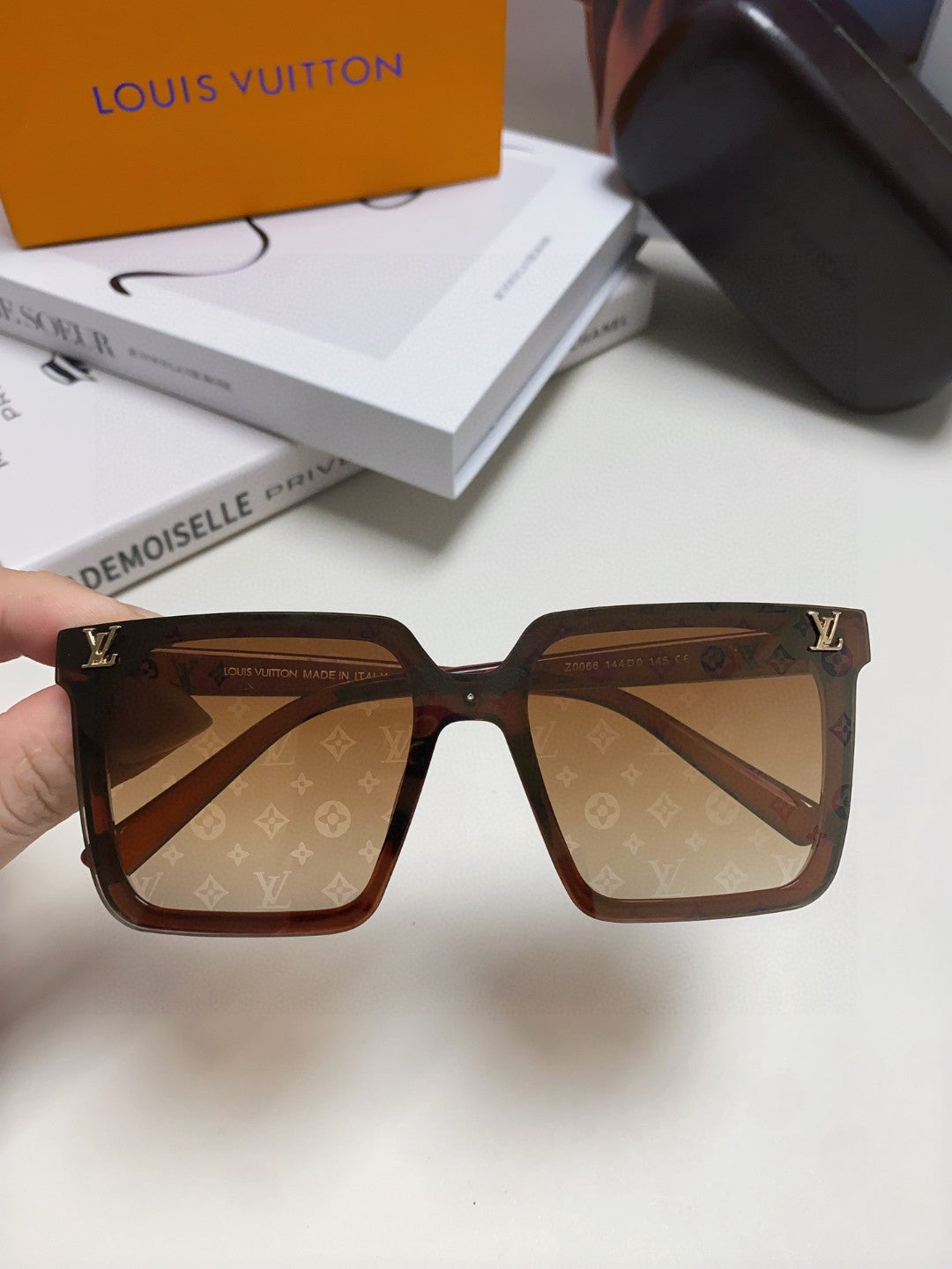 Louis Vuitton Fashion Brown Lens Sunglasses for Men & Women - 448638 - detail image 3